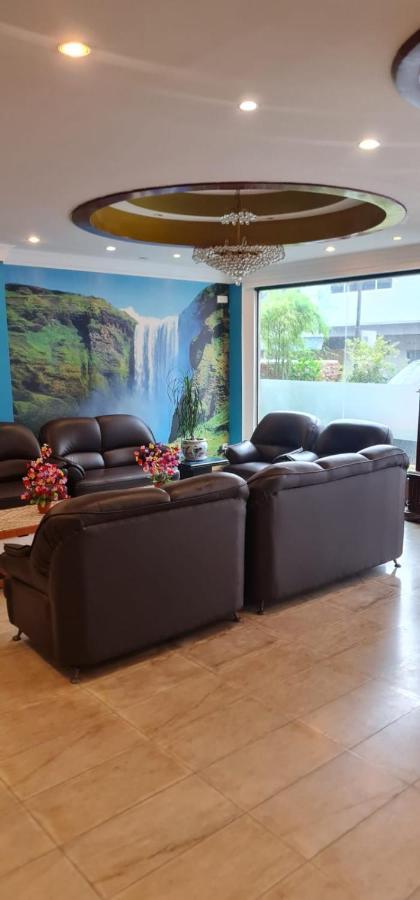 Paradise Hotel Танджунг Пинанг Екстериор снимка