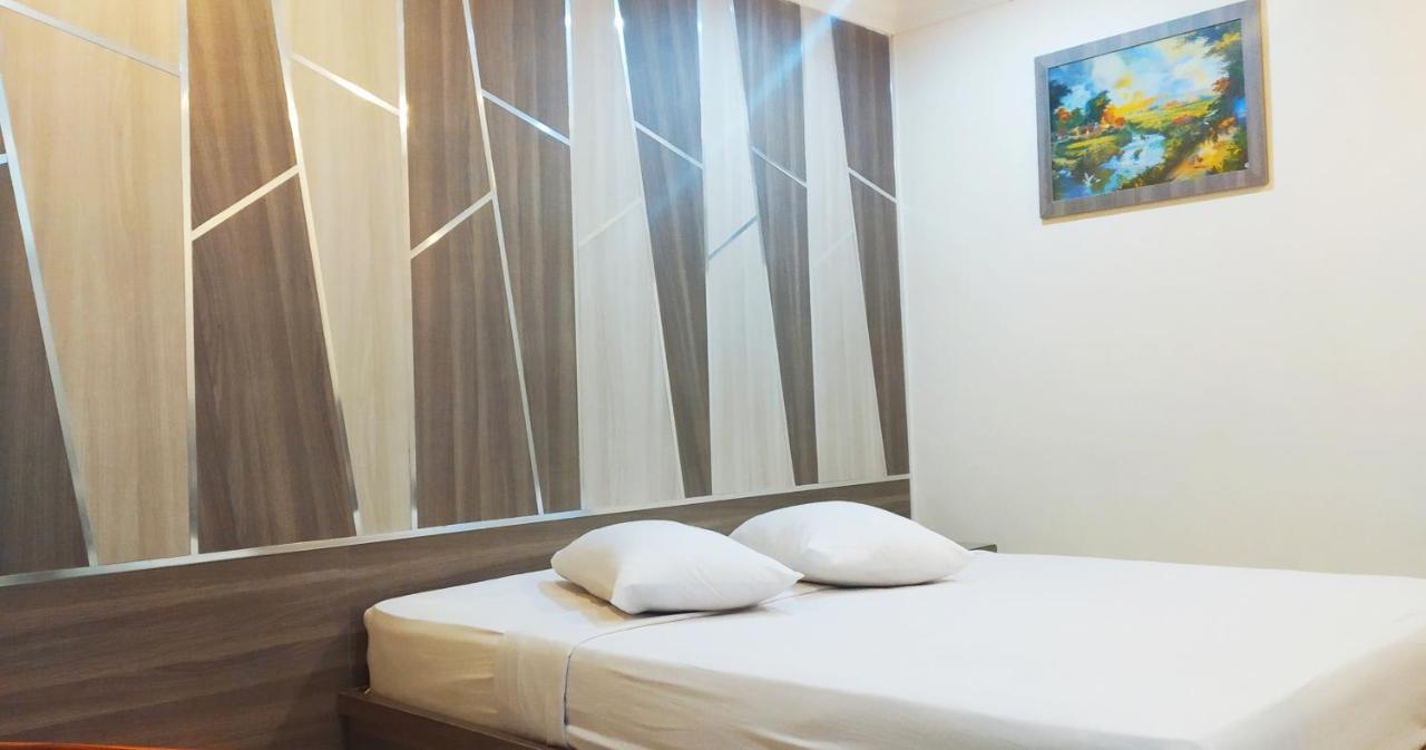 Paradise Hotel Танджунг Пинанг Екстериор снимка